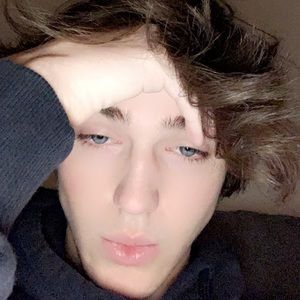 Meet your Posher, Grayson